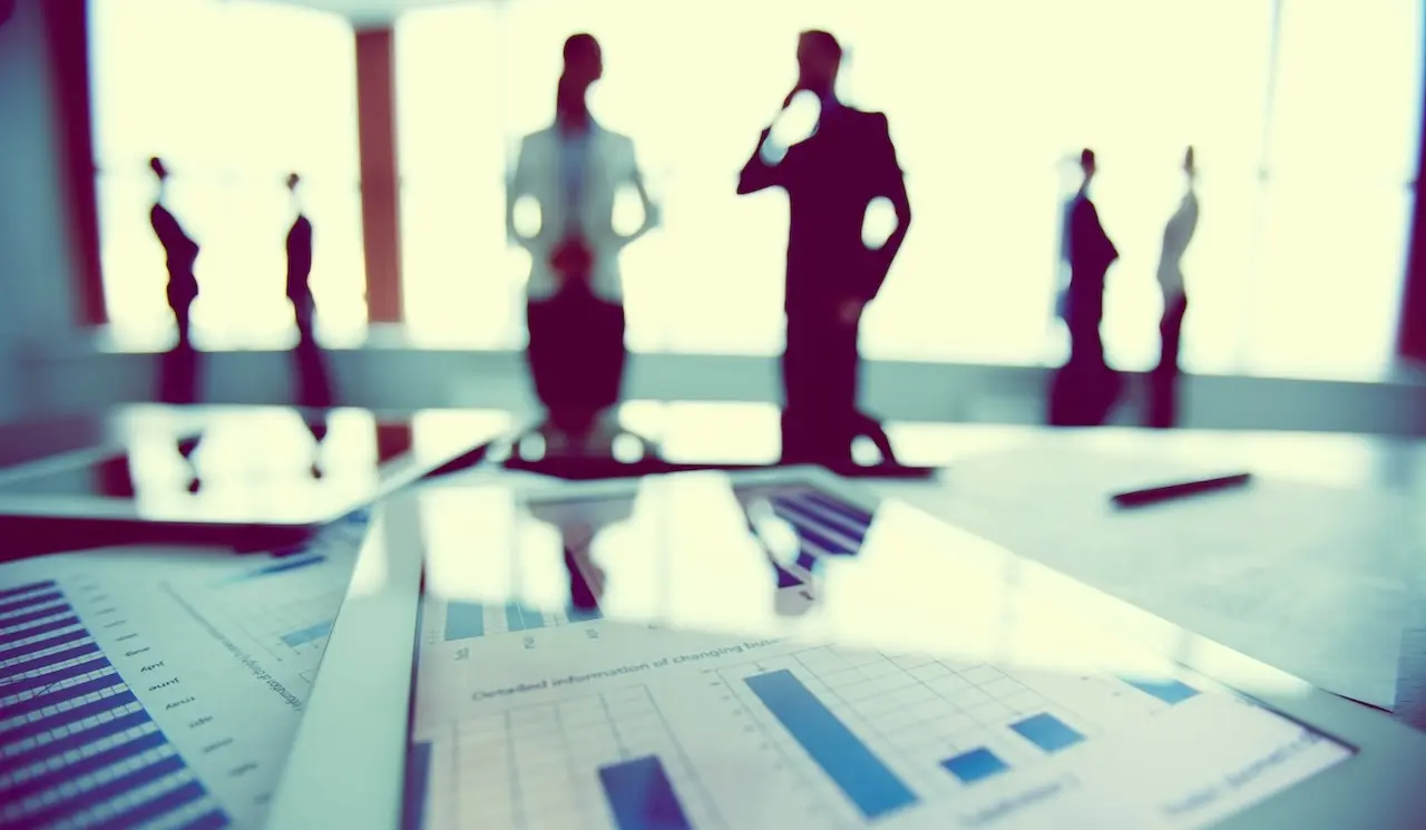Comment prot&eacute;ger ses investissements et &eacute;viter les arnaques avec l&rsquo;AMF en 2026 ?