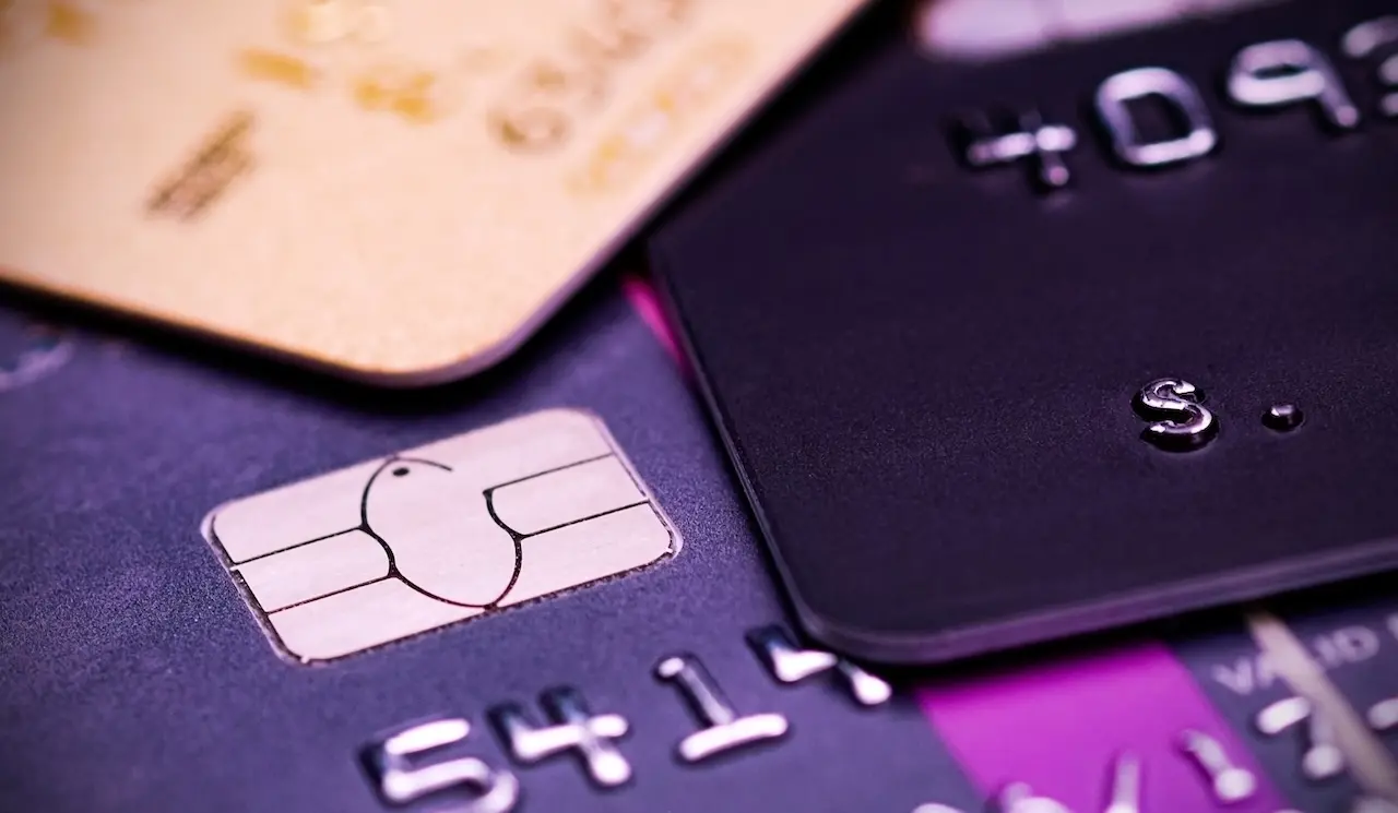 Top 5 meilleures cartes de paiement des neo courtiers en 2025