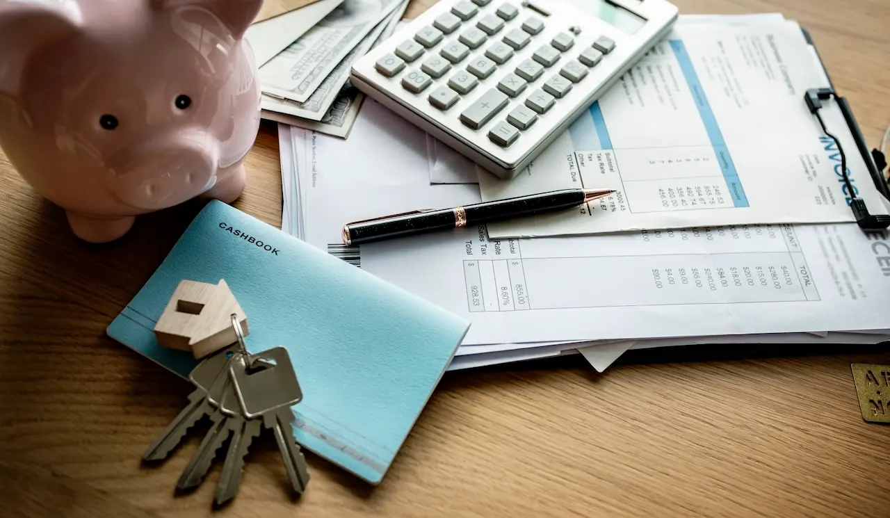 Assurance crédit : pourquoi y souscrire et dans quel cas est-ce vraiment utile ?