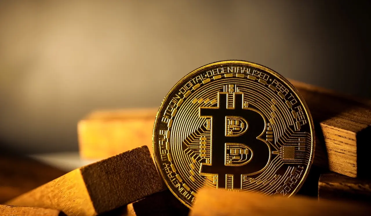 Bitcoin repasse les 80 000 $ : jusqu&rsquo;o&ugrave; peut-il monter en 2026 ?