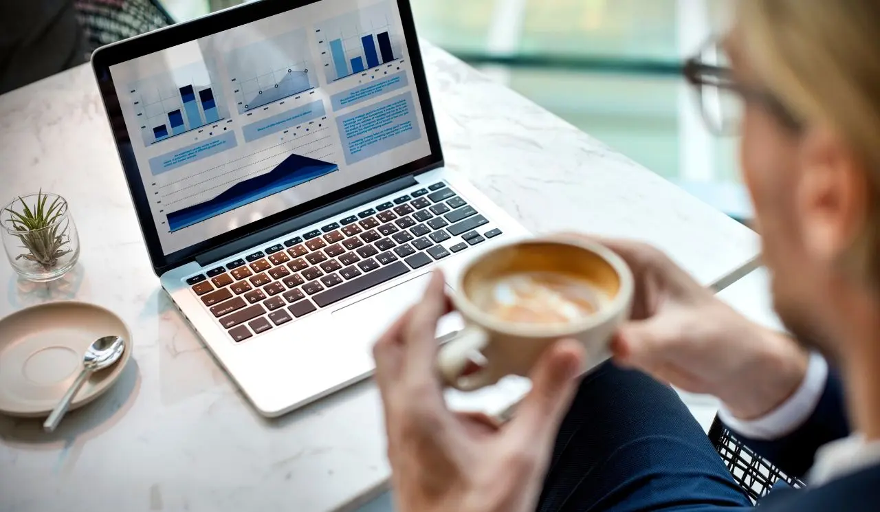 Meilleur site d&rsquo;analyses boursi&egrave;res &ndash; Comparatif 2026