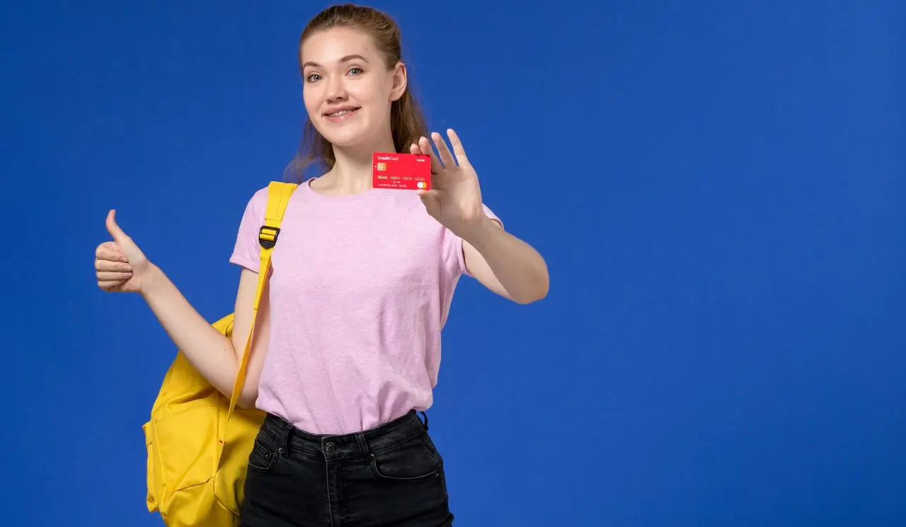 Quelle est la meilleure carte bancaire pour adolescents ? Comparatif 2026